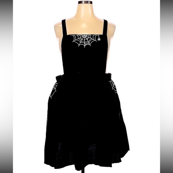 Modcloth Dresses & Skirts - SOLD ModCloth spiderweb